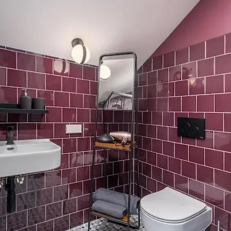 Warm 2bd Centre Apartment Riga