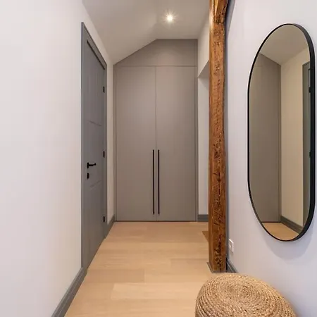 Apartment Warm 2bd Centre *