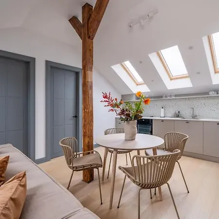 شقة Warm 2bd Centre *